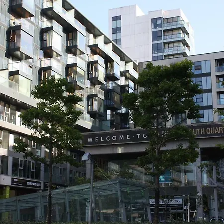 Beacon South Quarter 샌디포드